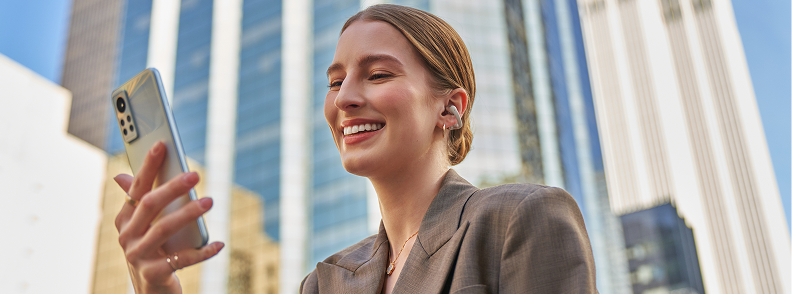 clip on earbuds